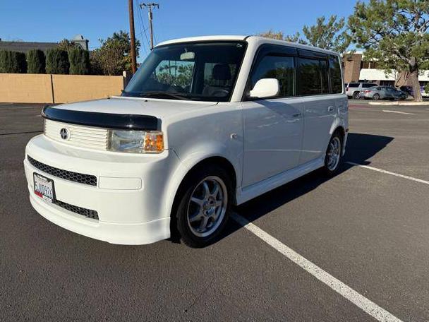 TOYOTA SCION XB 2005 JTLKT324450184310 image